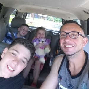 Meet your Posher, Bobby